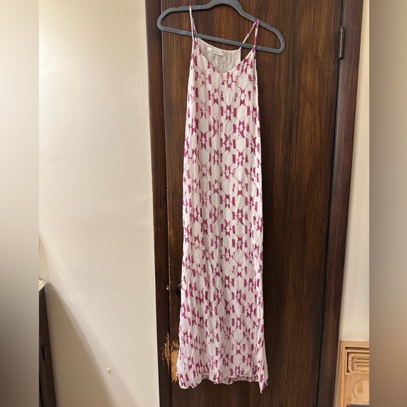 ROBERT GRAHAM Kaia Silk Cami Slip. Patterned Midi Dress (100) - Picture 1 of 5